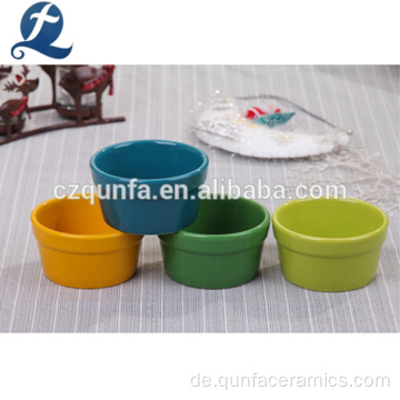 Großhandel benutzerdefinierte bunte Keramik Kuchen Backform